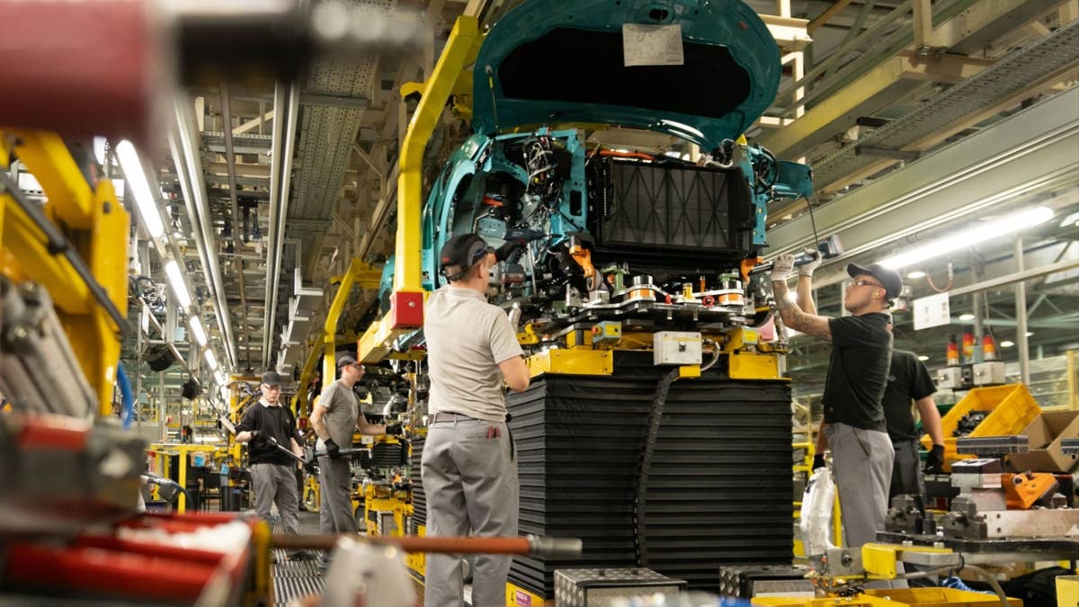 Nissan quer que 80% de seus carros dos EUA sejam construídos na América até 2030
