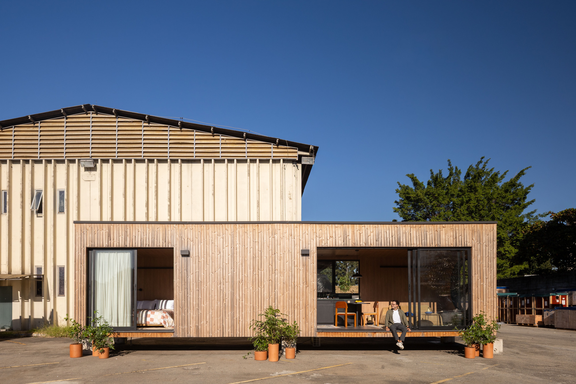 Casa M38 / Muda Pré-fabricada