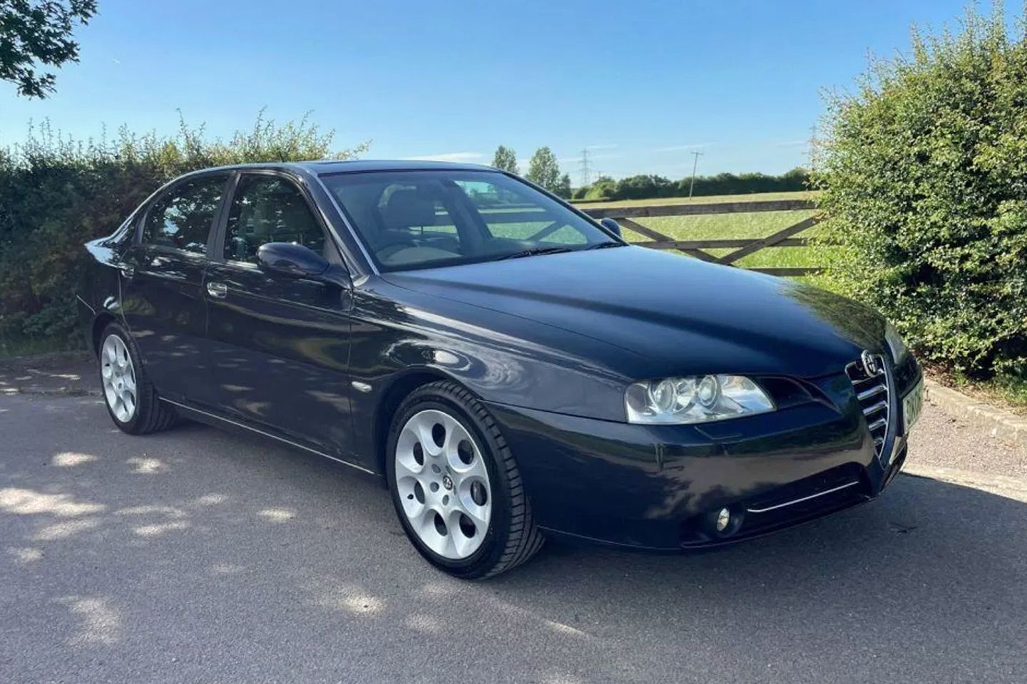 Alfa Romeo 166 V6 | Salão Última Chance