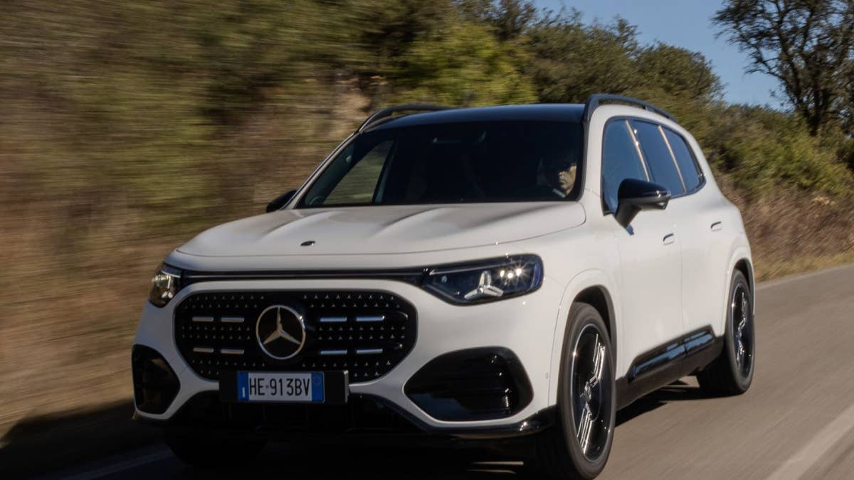 Mercedes-Benz GLB 250 pode trazer seu motor de 228 HP para a América