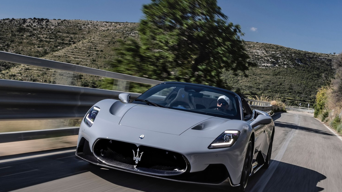 O CEO da Stellantis tem uma resposta direta aos rumores de venda da Maserati