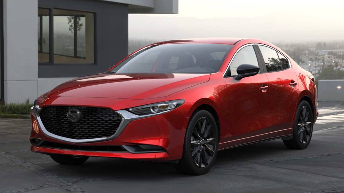 Toyota Corolla, VW Jetta, Mazda 3: apenas um recebe honras de segurança