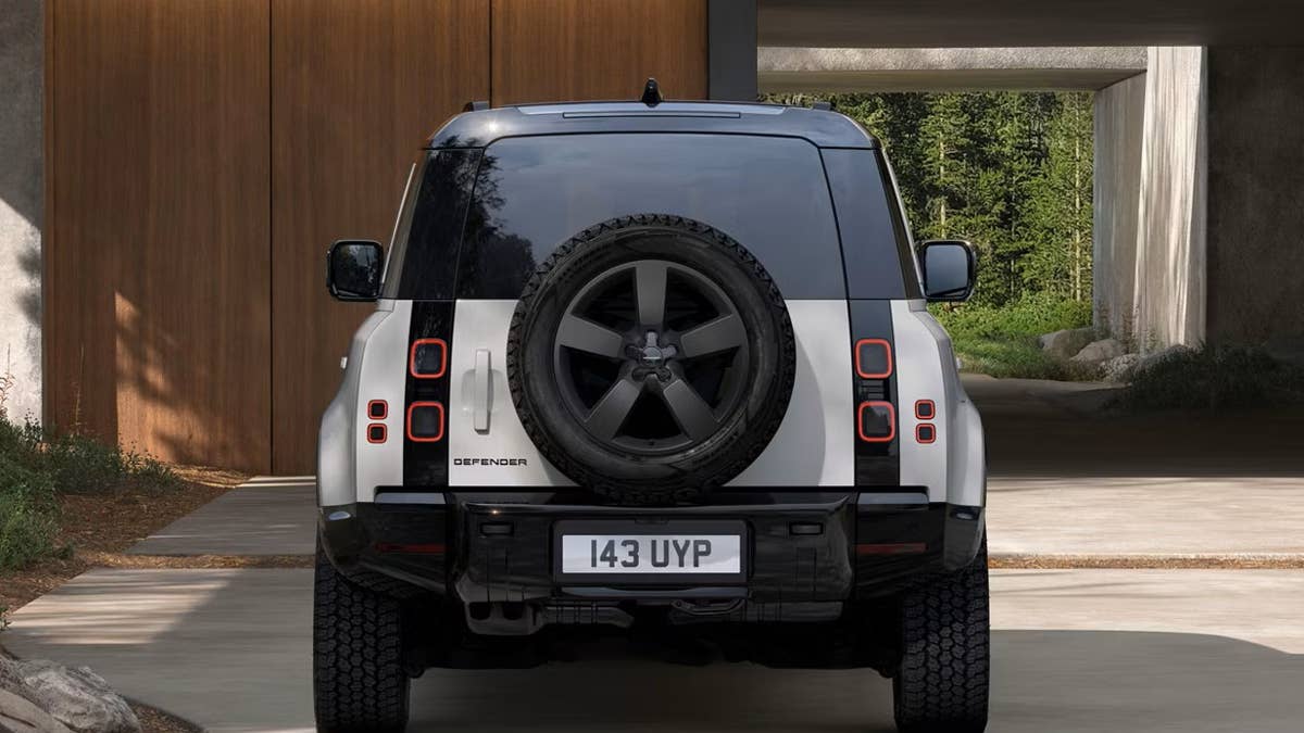 Os compradores do Land Rover Defender 90 agora podem abandonar o pneu sobressalente