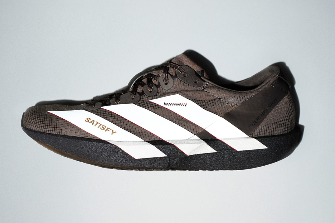 Adidas Collab da Satisfy coloca hardware Marathon-Elite no dia a dia $ 160 Adios