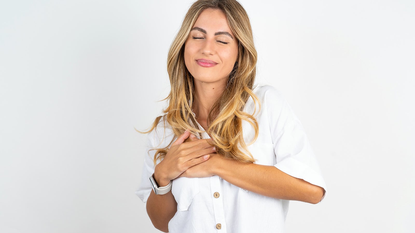 Pessoas brilhantes que conseguem aceitar um elogio sem desviá-lo costumam usar 7 frases