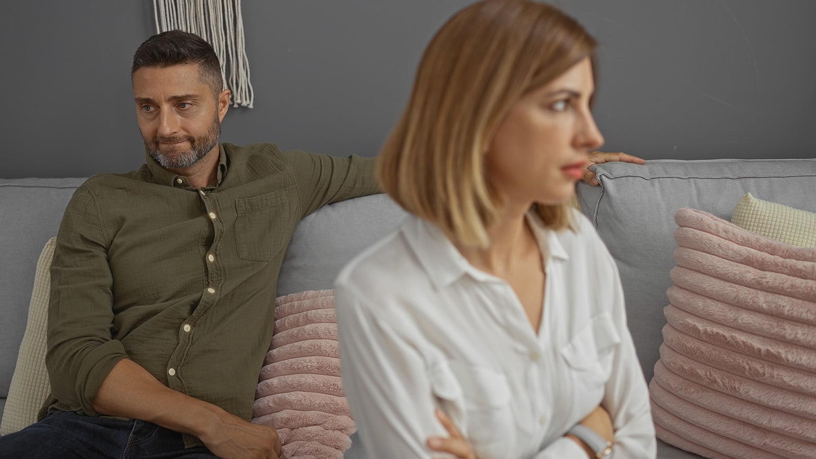 Se você reconhece esses 11 sinais em seu casamento, vocês são colegas de quarto, não parceiros