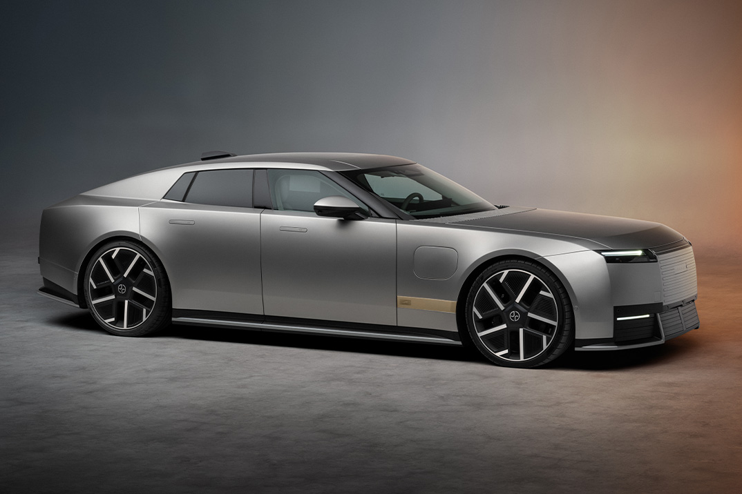 Jaguar retorna de um ano de silêncio com o Type 01 de 1.015 HP