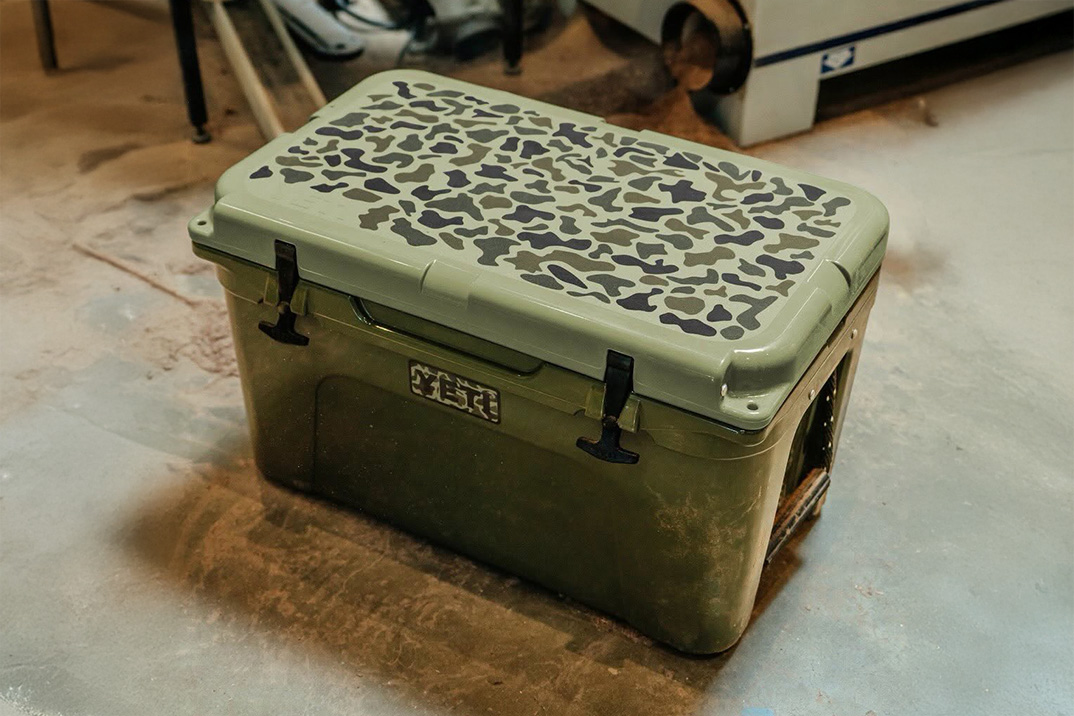 YETI envolve seu equipamento mais vendido em Old-School Olive Camo