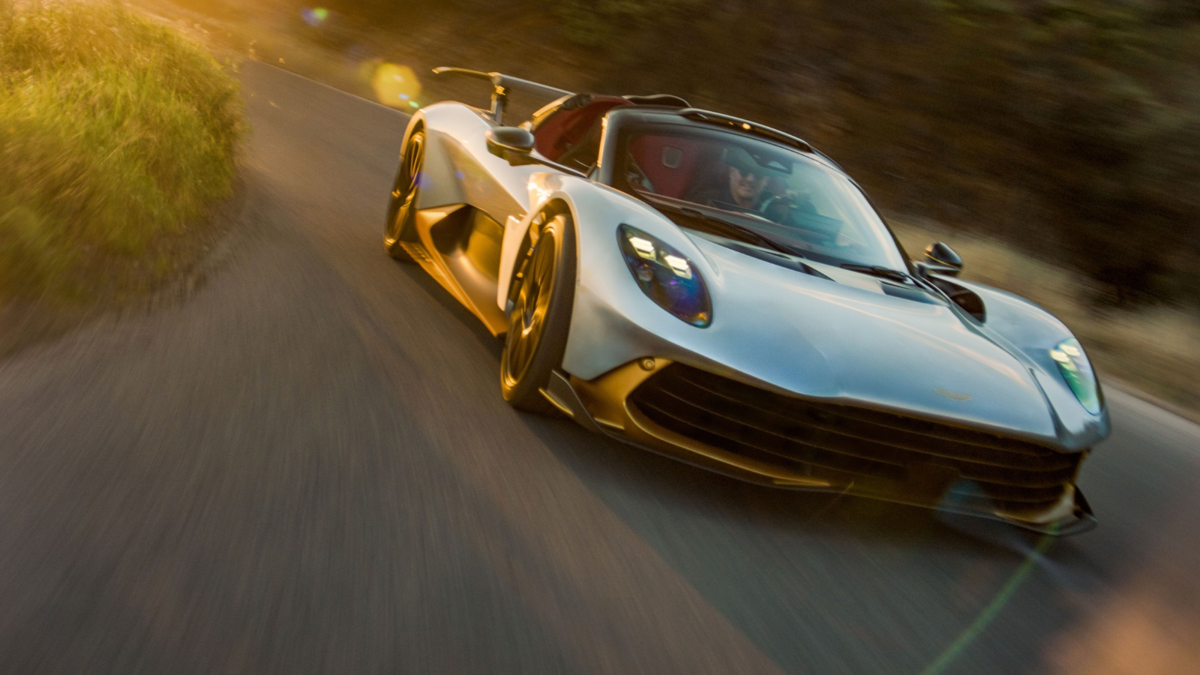 Aston Martin Valhalla Spider atinge 217 MPH sem teto