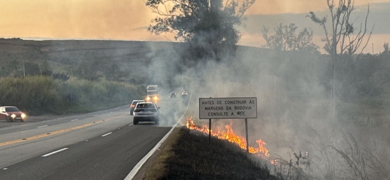 Prevenção a incêndios ganha reforço durante período de estiagem em rodovia concedida — Agência Nacional de Transportes Terrestres