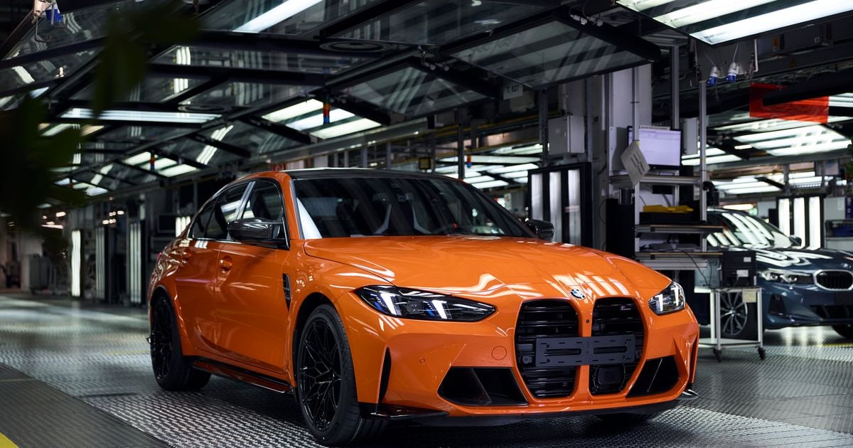 BMW comemora um milhão de carros M enquanto gasolina e EV M3 se preparam para coexistir