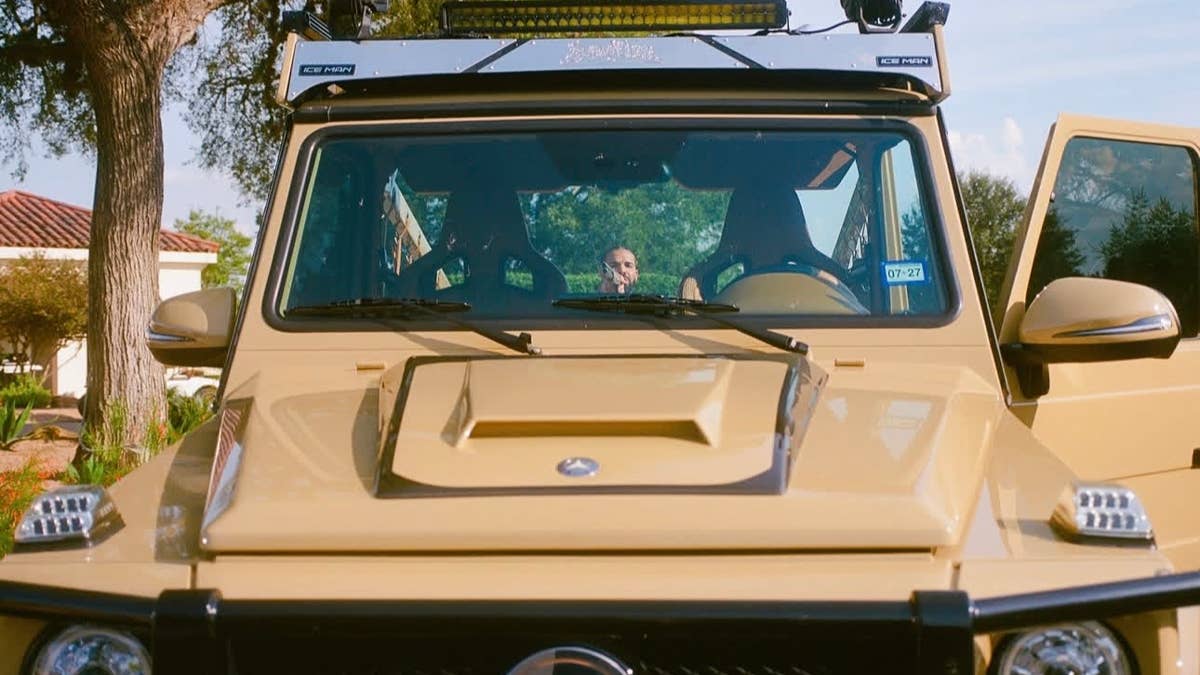 Mercedes G-Wagen de Drake perdeu teto e duas portas