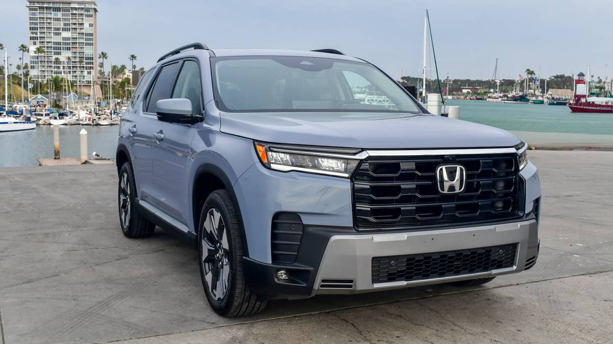 Kia Telluride vs. Toyota Grande Highlander vs. Vendas piloto da Honda: há um novo líder em 2026