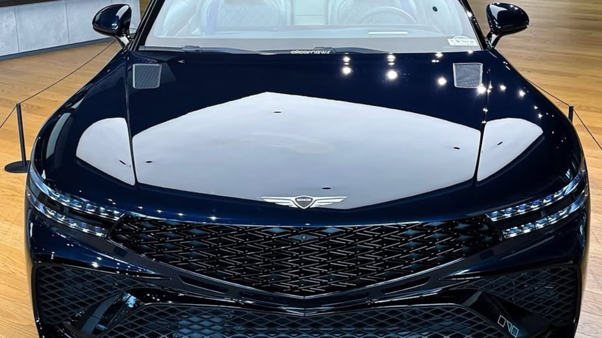 Genesis X Gran Convertible supostamente entra em produção com 650 HP