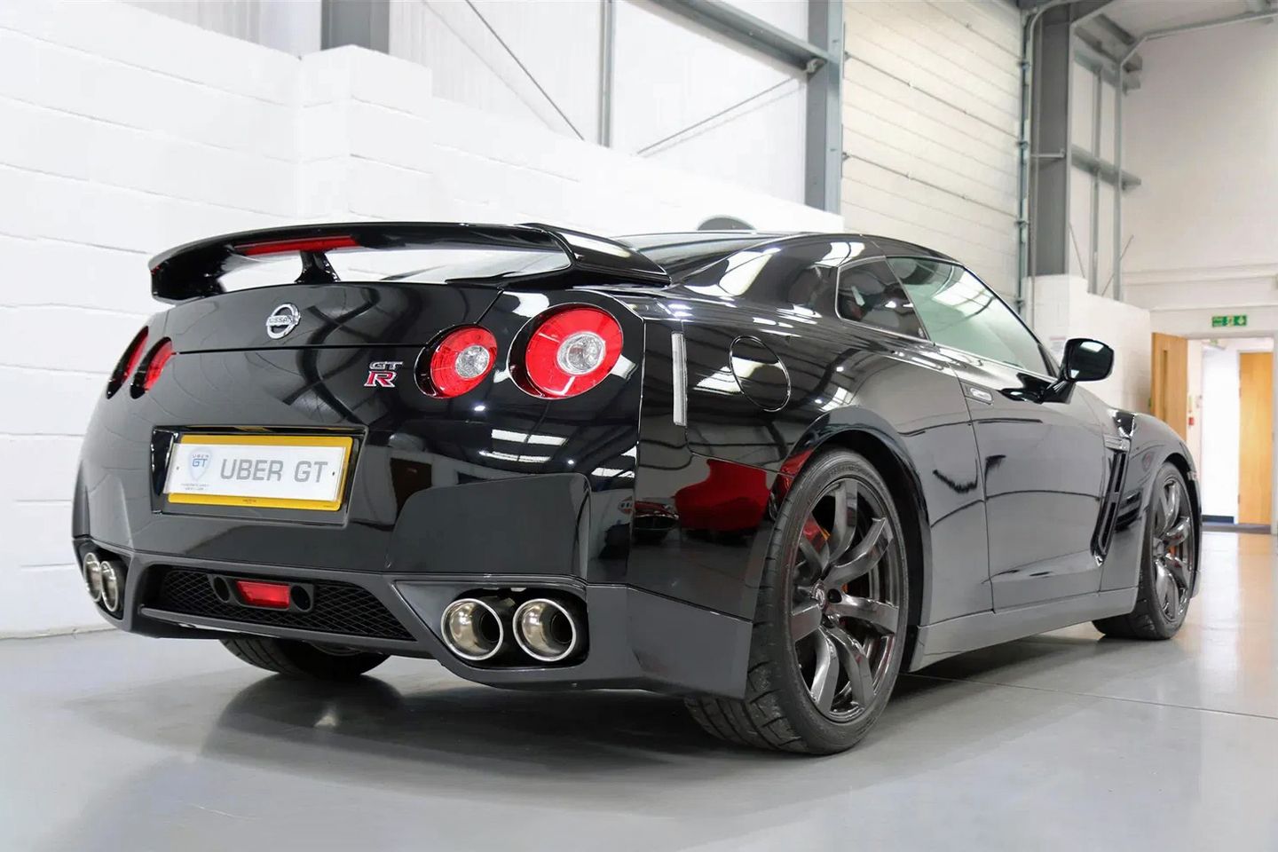 Nissan GT-R (R35) | Identificado