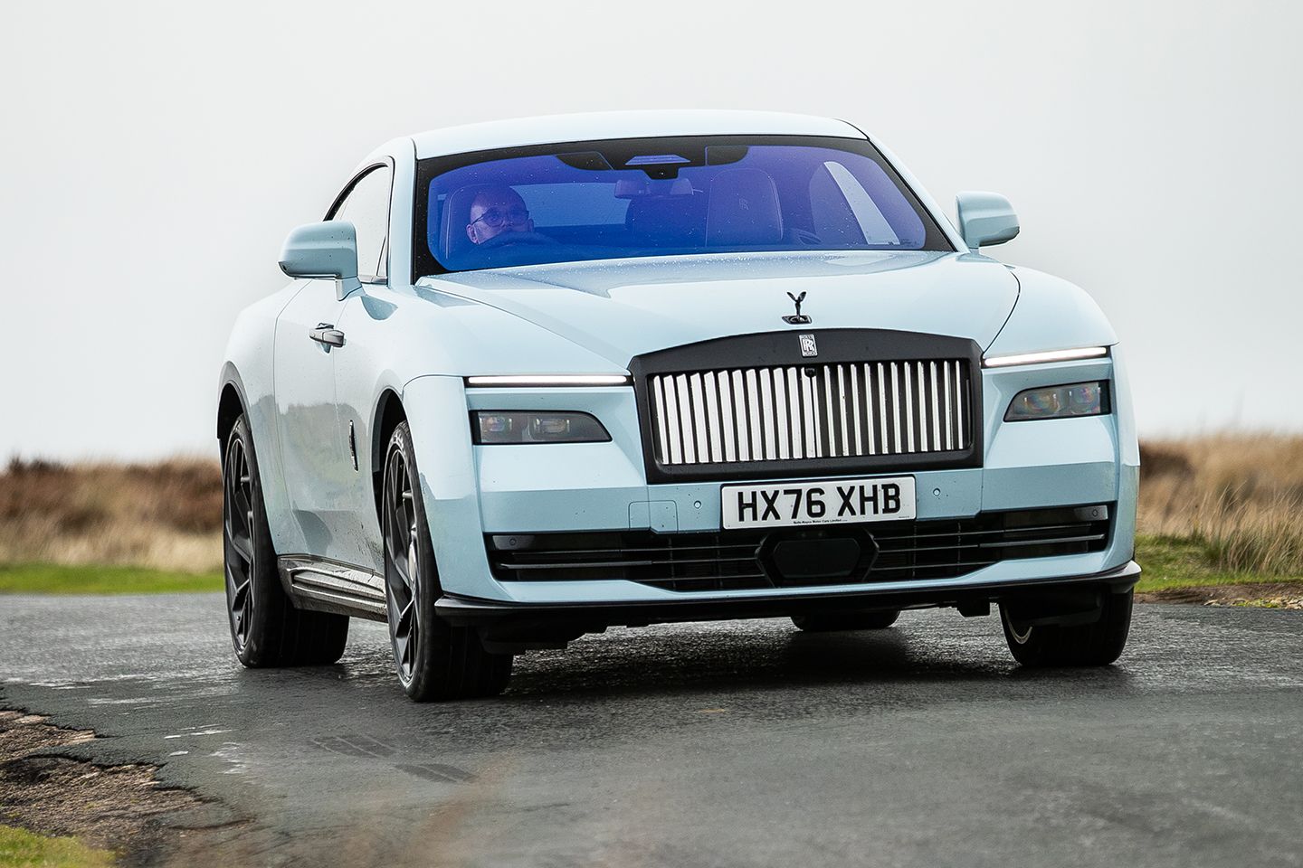 2027 Rolls-Royce Black Badge Spectre | Revisão do Reino Unido