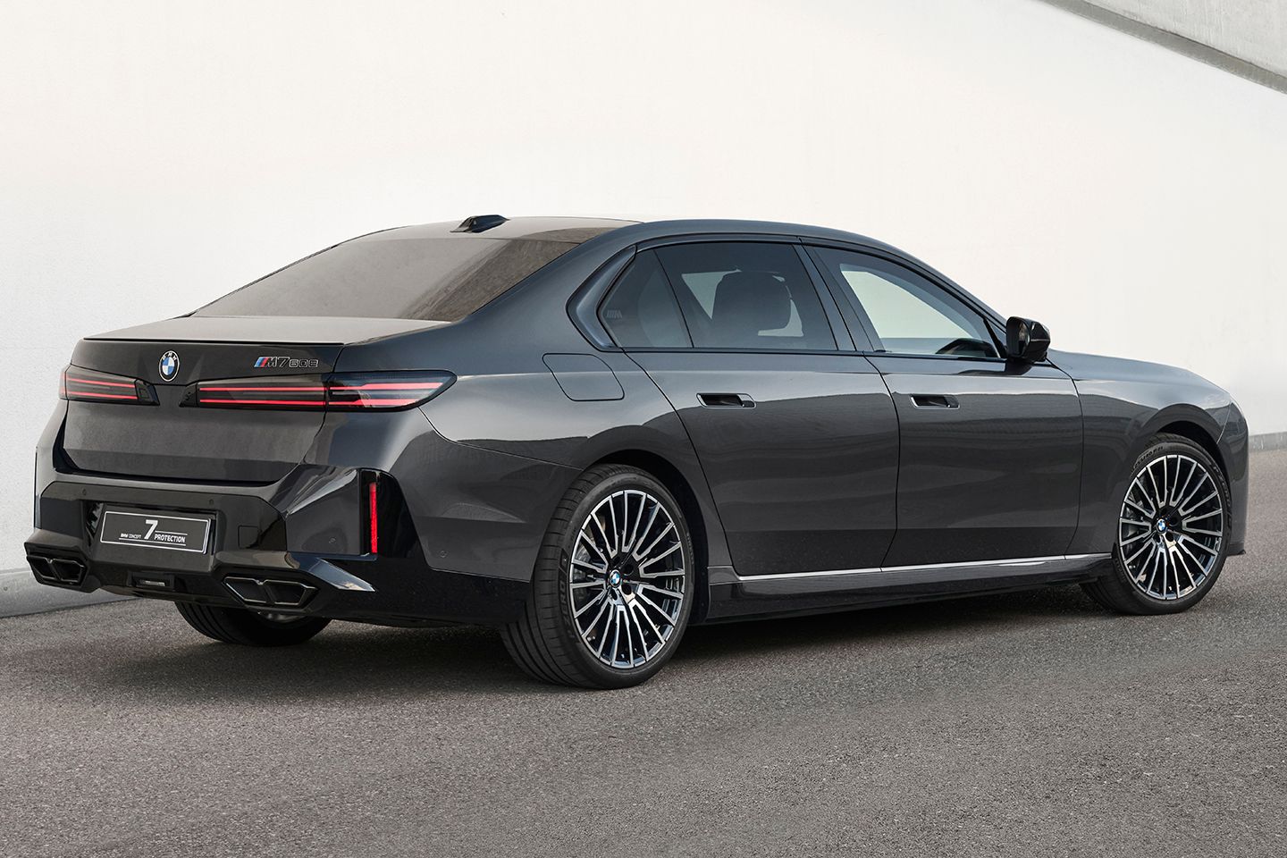Concept 7 Protection expande linha de blindados da BMW