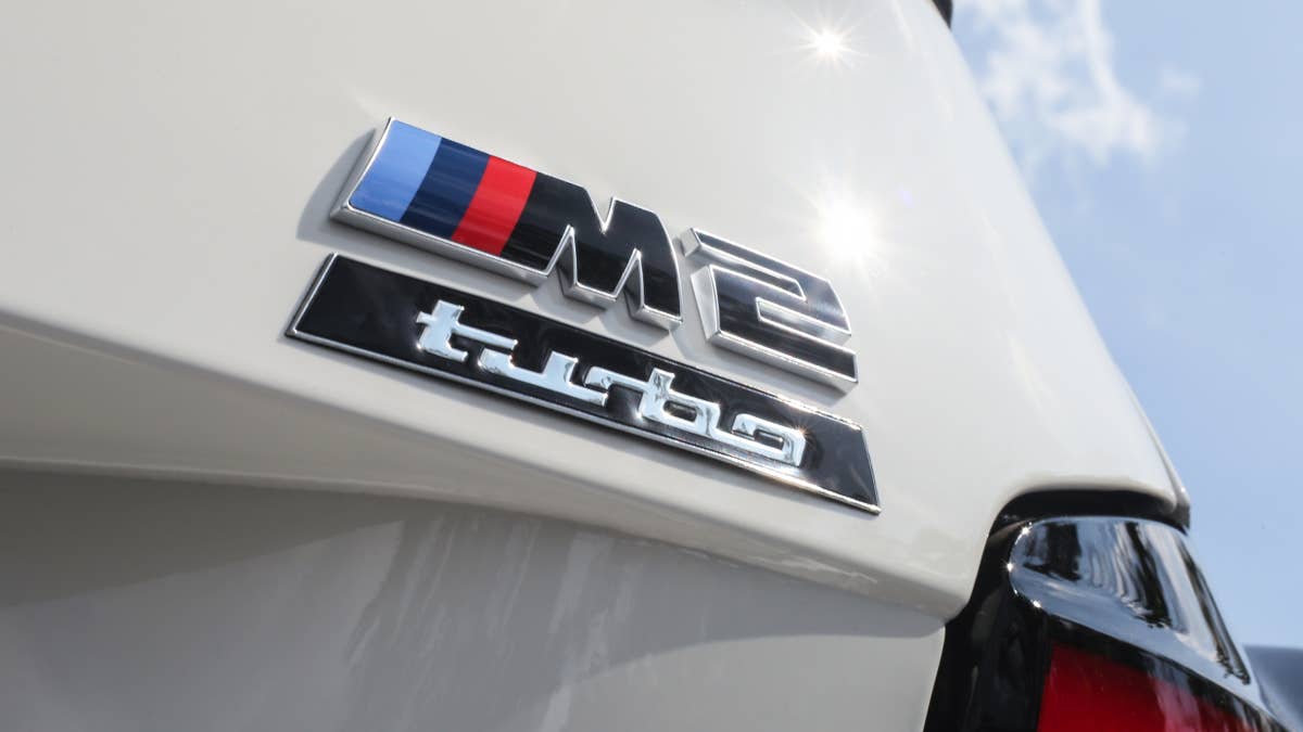O M2 Turbo da BMW ficou mais rápido, mas a América não pode tê-lo