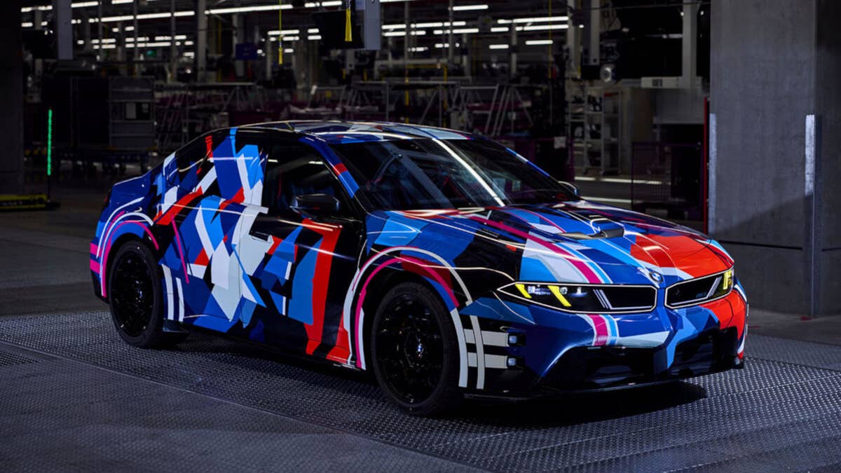 BMW apresenta seu primeiro M3 elétrico com quatro motores e até 900 HP