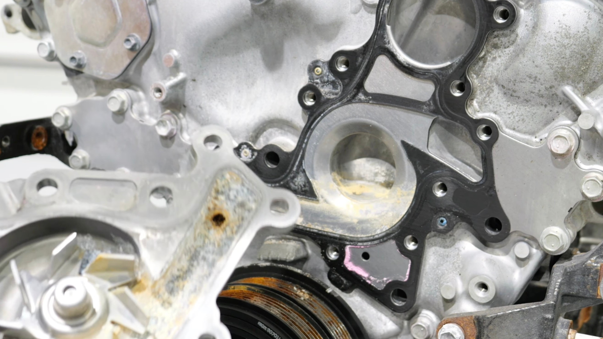 Outro V6 de substituição do Toyota Tundra falhou após menos de 15.000 milhas